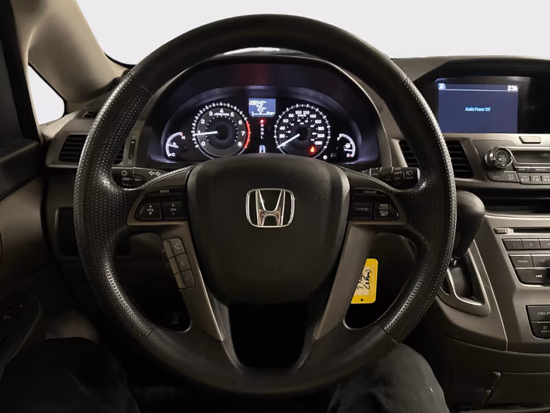 2015 Honda Odyssey 4dr Wgn SE