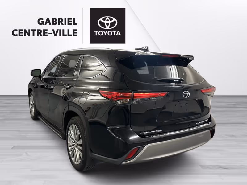 2022 Toyota Highlander Platinum