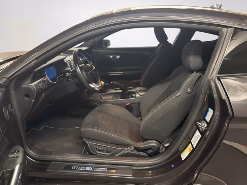 2022 Ford Mustang Mach 1