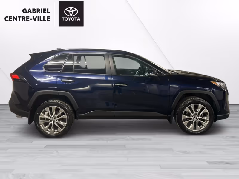 2022 Toyota RAV4 Limited