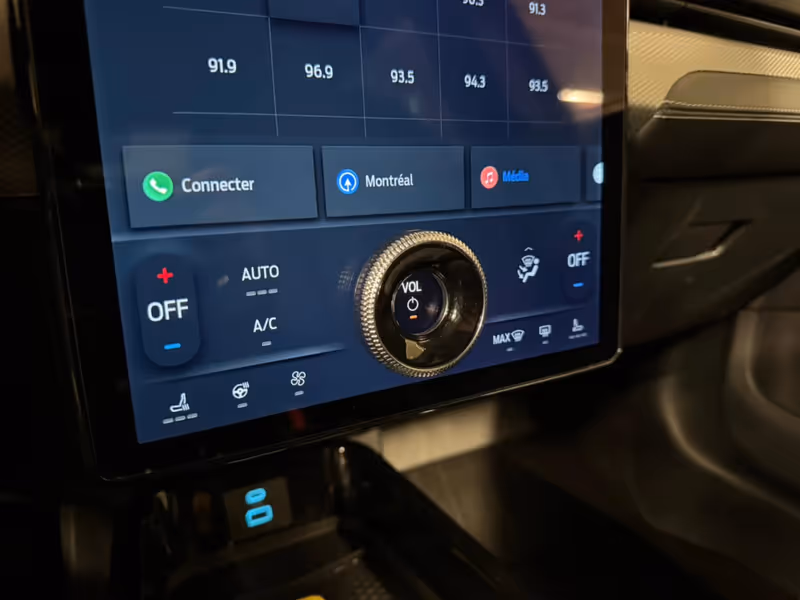 2022 Ford Mustang Mach-E Select