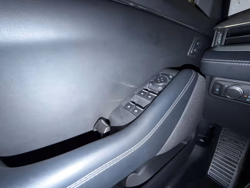 2022 Ford Mustang Mach-E Select