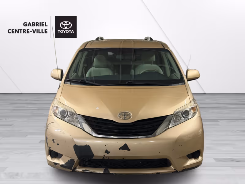 2011 Toyota Sienna LE