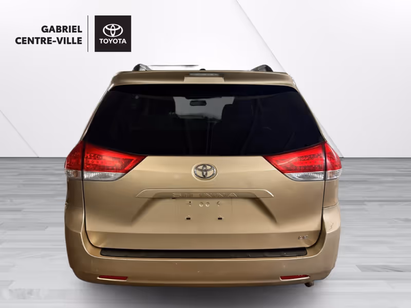 2011 Toyota Sienna LE