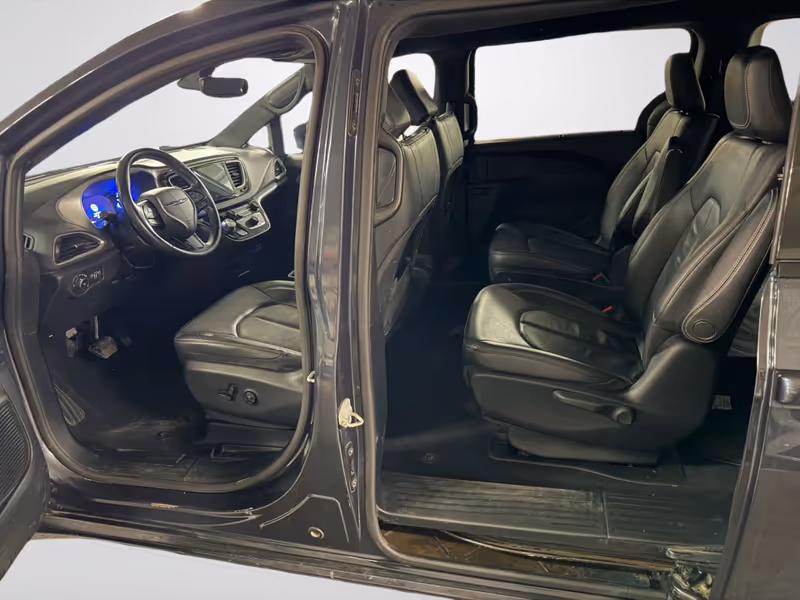 2020 Chrysler Pacifica Hybrid Touring-L