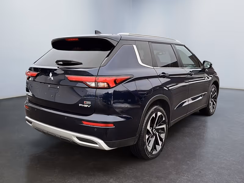 2023 Mitsubishi Outlander PHEV