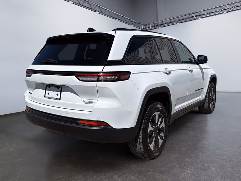 2023 Jeep Grand Cherokee 4xe 4x4