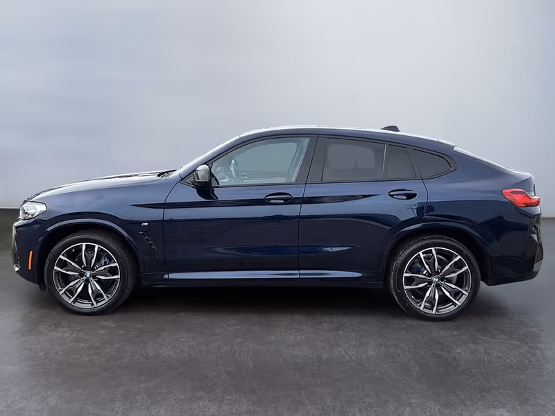 2023 BMW X4 M40i