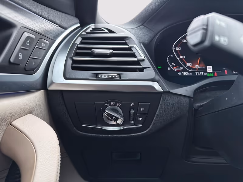 2023 BMW X4 M40i