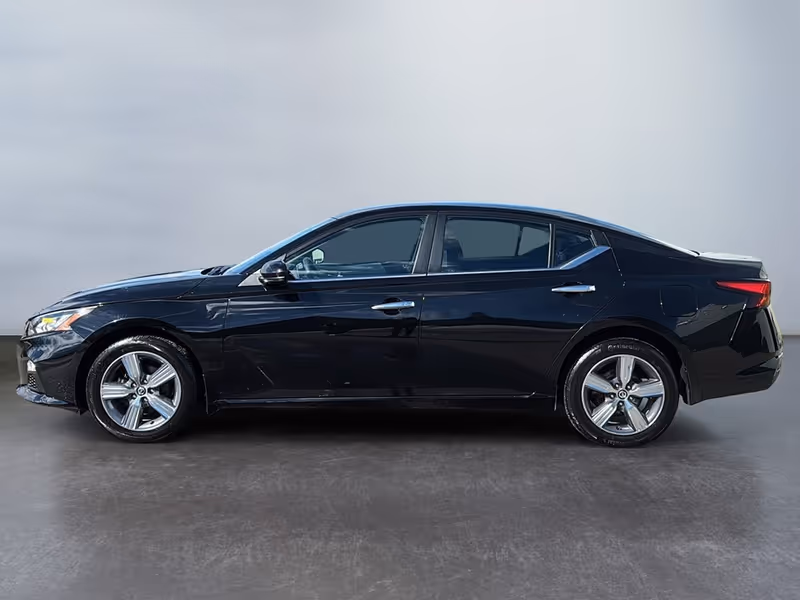 2022 Nissan Altima 2.5 SE