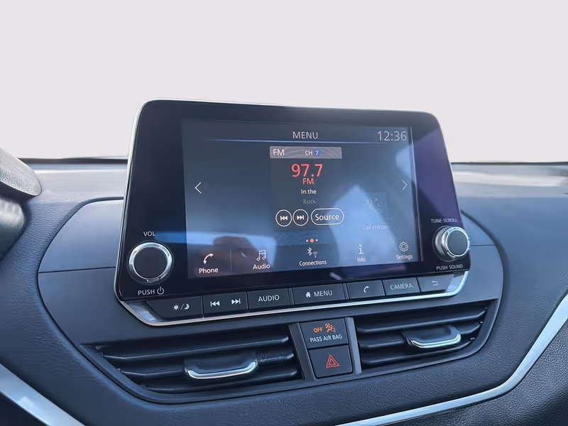 2022 Nissan Altima 2.5 SE