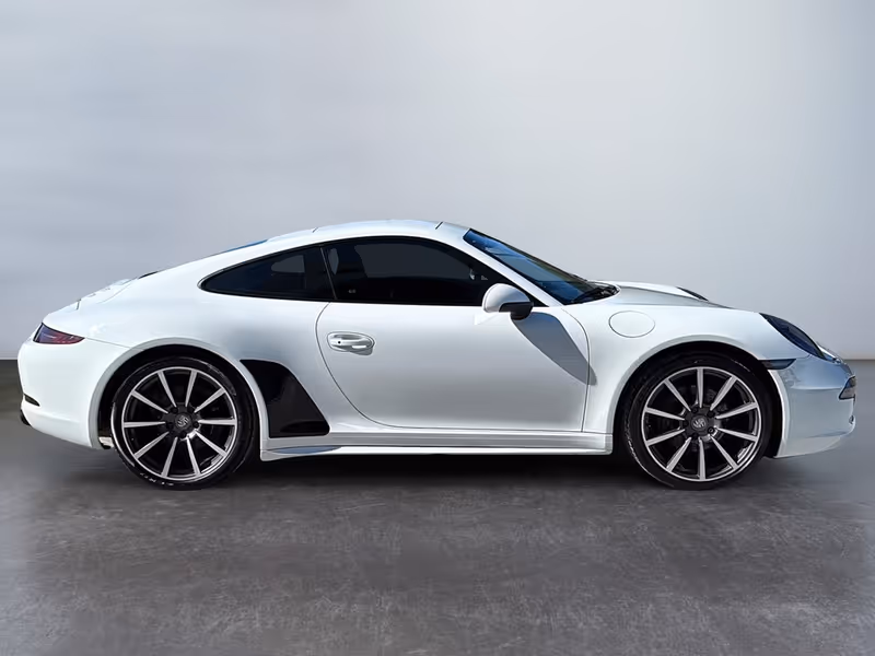 2013 Porsche 911 Carrera 4