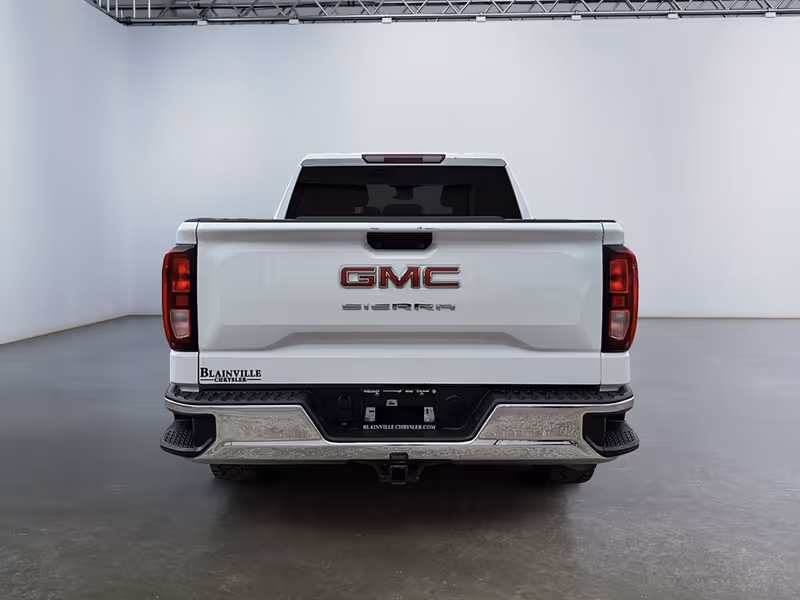 2022 GMC Sierra 1500 Pro