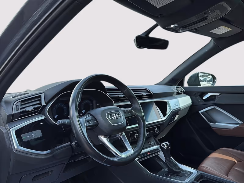 2022 Audi Q3 Komfort