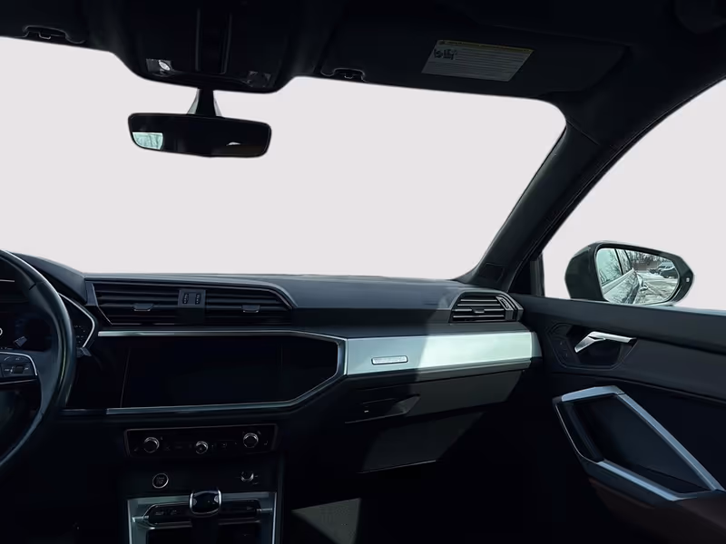 2022 Audi Q3 Komfort