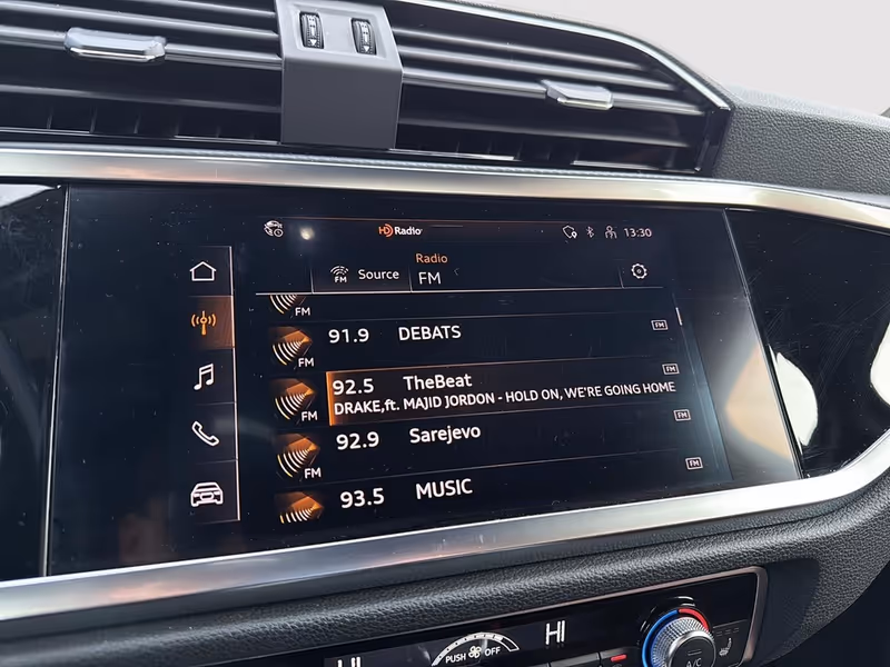 2022 Audi Q3 Komfort