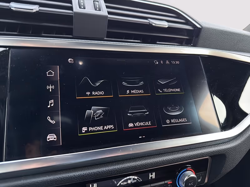 2022 Audi Q3 Komfort