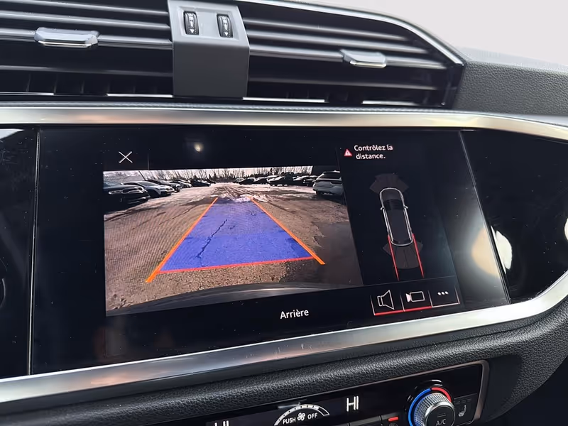 2022 Audi Q3 Komfort