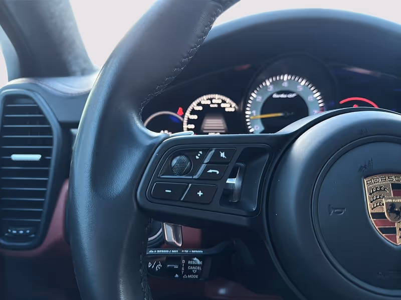 2023 Porsche Cayenne Turbo GT