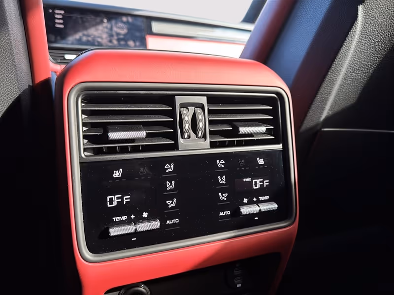 2023 Porsche Cayenne Turbo GT