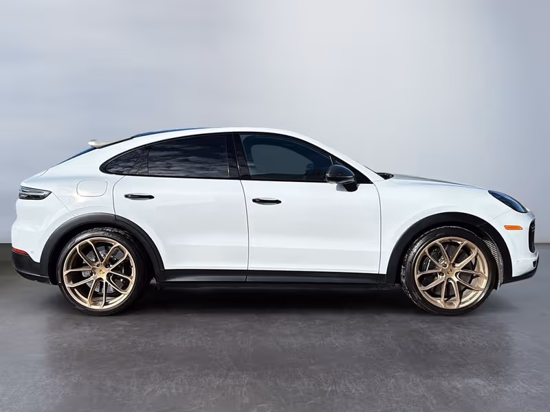 2023 Porsche Cayenne Turbo GT