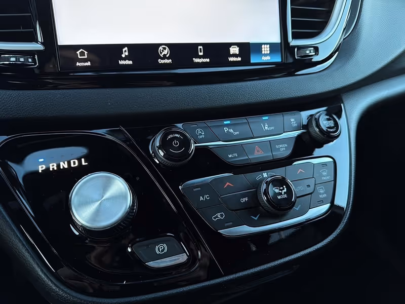 2026 Chrysler Grand Caravan SXT