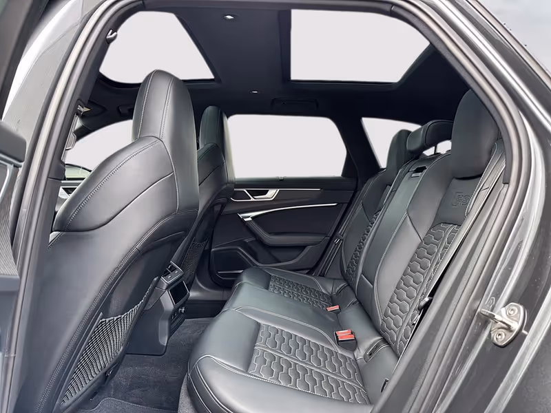 2022 Audi RS 6 Avant 4.0 TFSI quattro