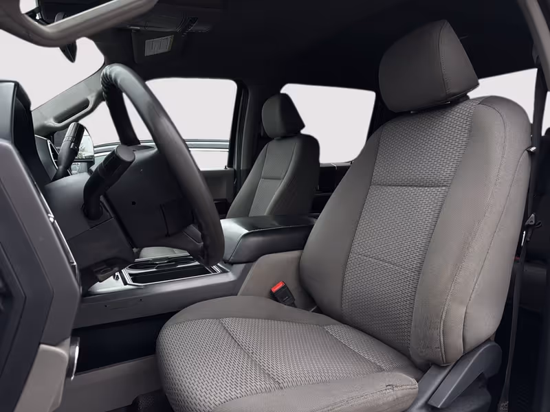 2022 Ford Super Duty F-350 SRW XLT