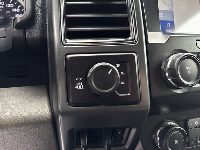 2022 Ford Super Duty F-350 SRW XLT