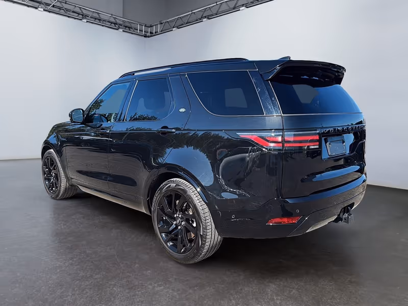 2024 Land Rover Discovery Dynamic SE