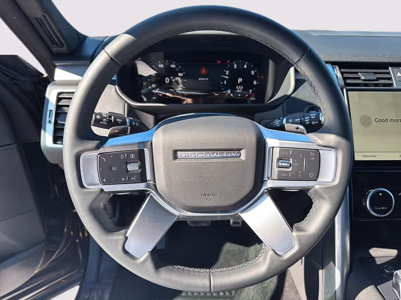 2024 Land Rover Discovery Dynamic SE