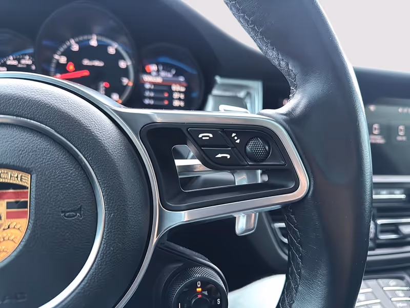 2020 Porsche Macan Turbo