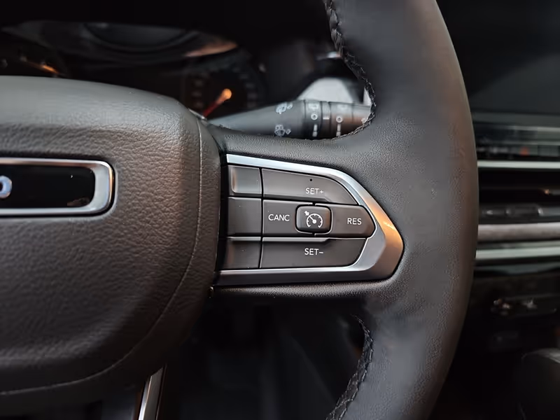 2025 Jeep Compass North