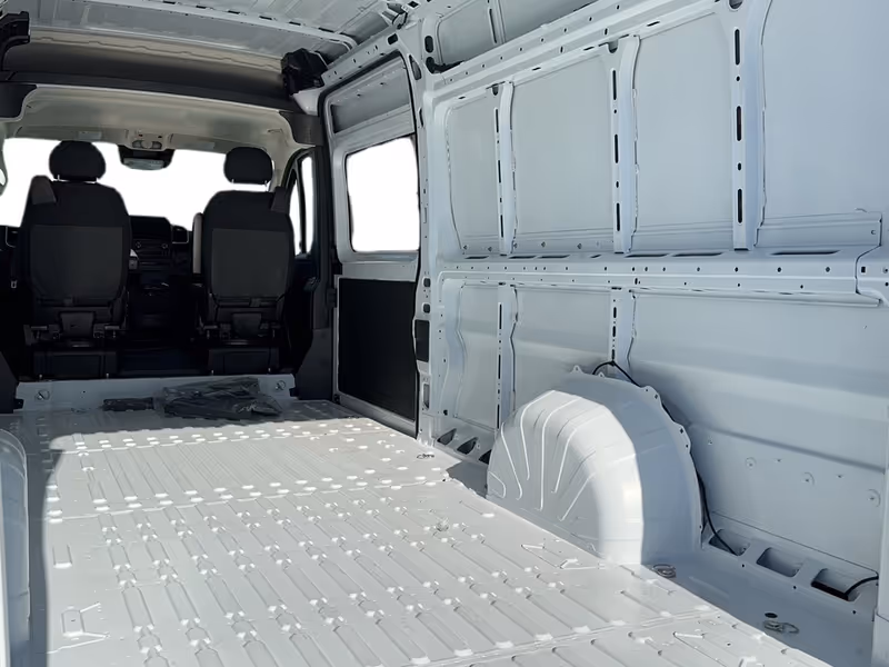 2025 Ram ProMaster Cargo Van SLT+