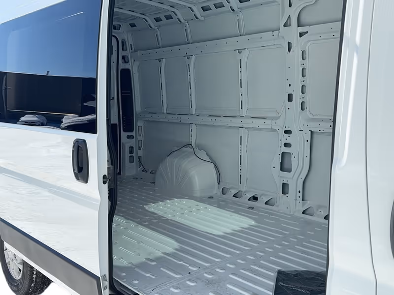 2025 Ram ProMaster Cargo Van SLT+