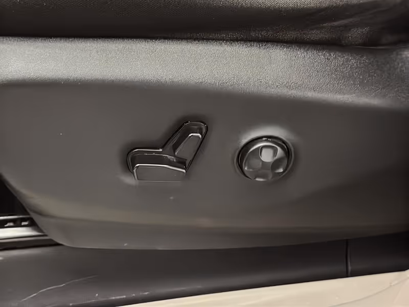 2023 Chrysler Grand Caravan SXT