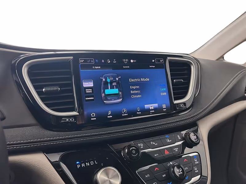 2023 Chrysler Pacifica Hybrid Touring L