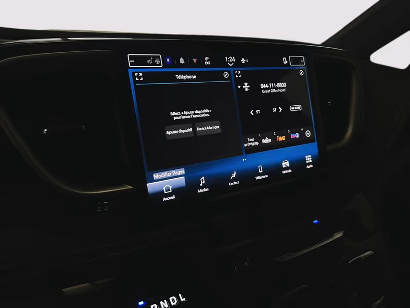 2026 Chrysler Pacifica Select