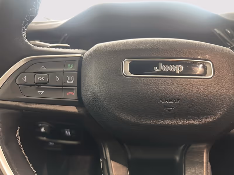 2026 Jeep Grand Cherokee Altitude