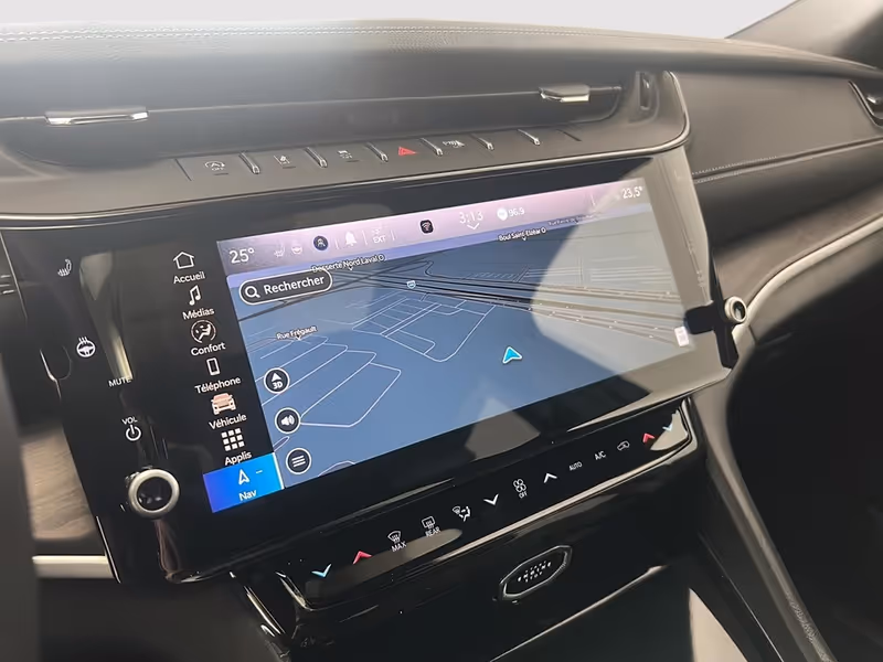 2026 Jeep Grand Cherokee Altitude