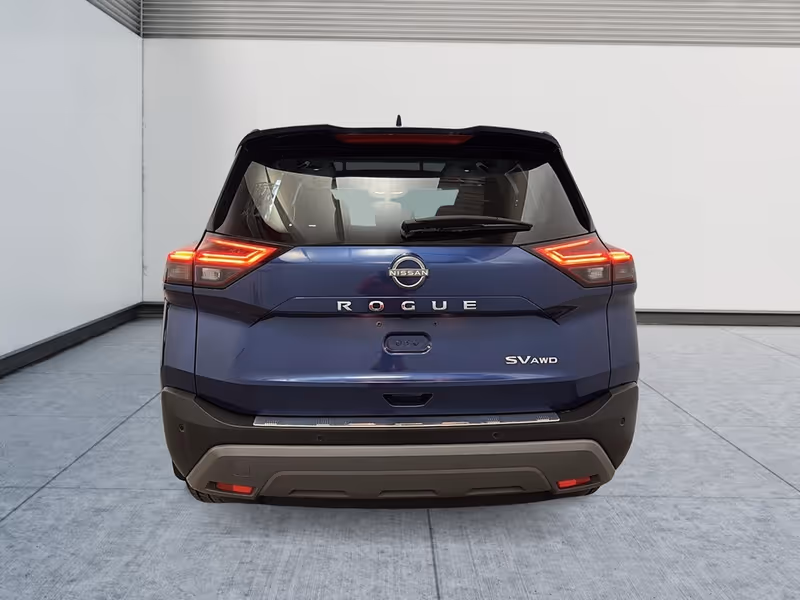 2023 Nissan Rogue SV Moonroof