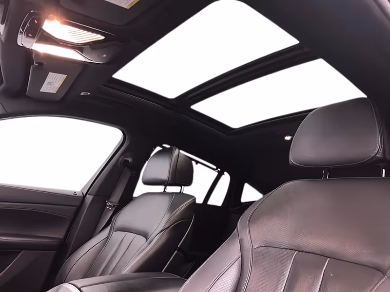 2022 BMW X6 xDrive40i