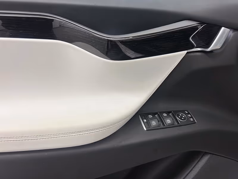 2020 Tesla Model X Long Range