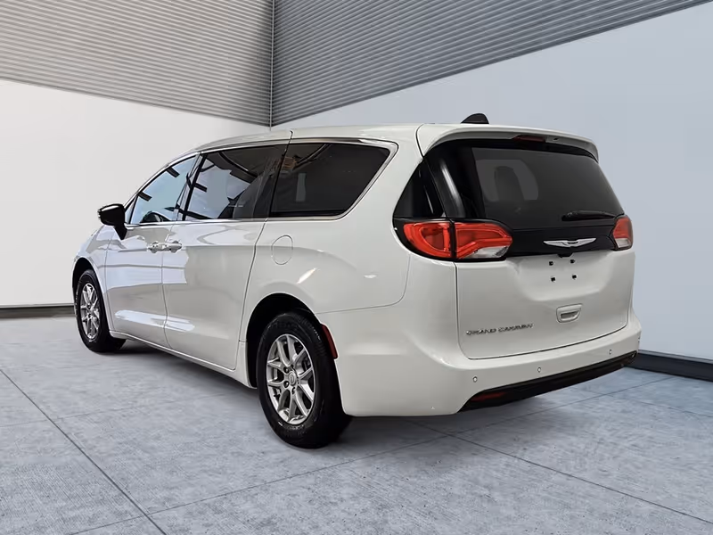 2026 Chrysler Grand Caravan SXT