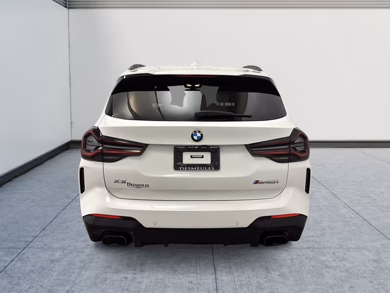 2023 BMW X3 M40i