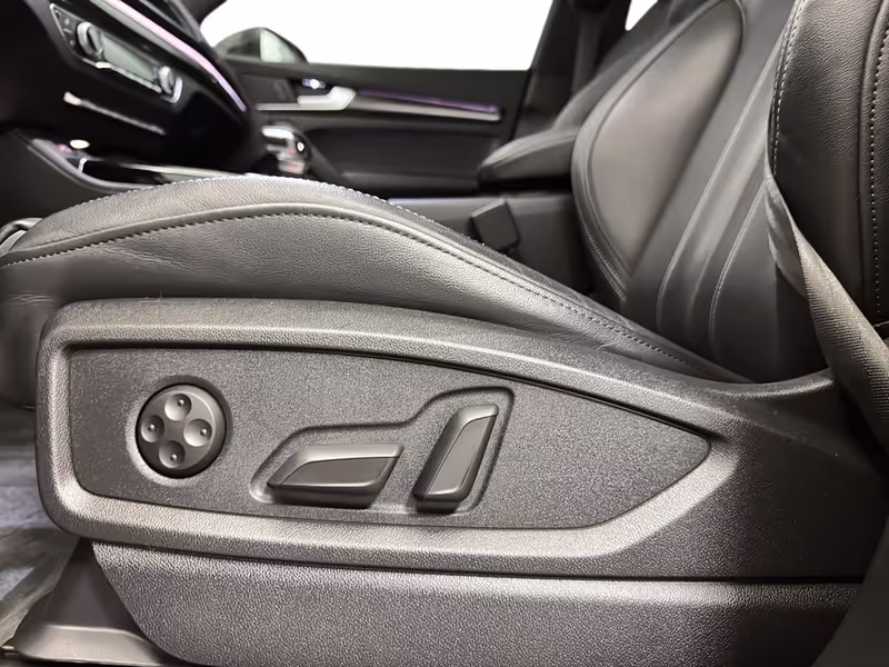 2023 Audi SQ5 Progressiv