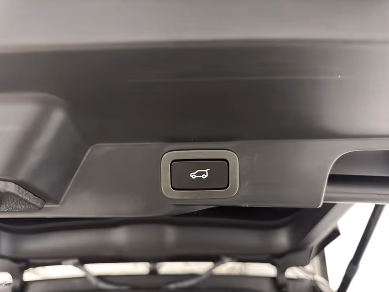 2022 Land Rover Range Rover Sport SVR