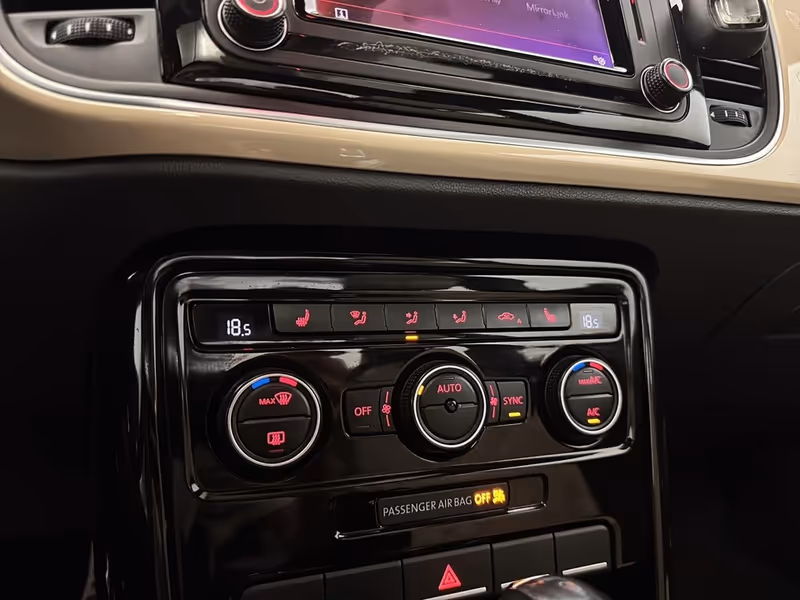 2019 Volkswagen Beetle Wolfsburg Edition