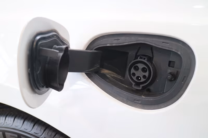 2024 Chrysler Pacifica Hybrid Premium S Appearance