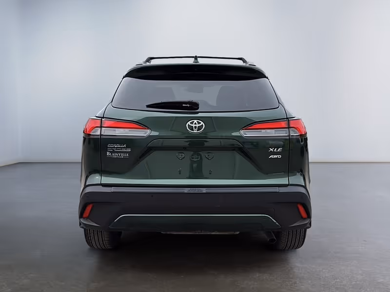 2023 Toyota Corolla Cross XLE